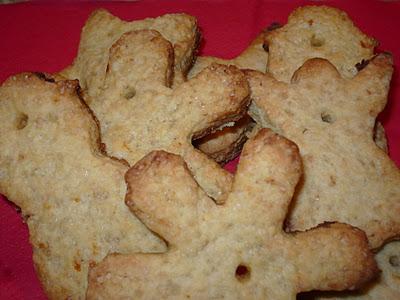 Per i bambini del Santa Lucia: biscotti all'arancia pieni di luce.