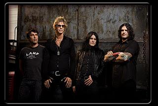 Guns'n'Roses - I Duff McKagan's Loaded aprono per loro alcuni show