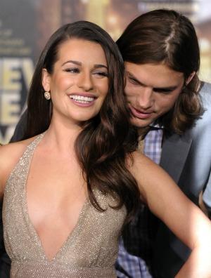 Lea Michele conquista Ashton Kutcher con il suo abito di Valentino: nuovo flirt?