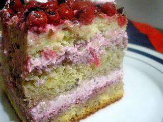 TORTA ALBERELLO CON FRUTTI DI BOSCO