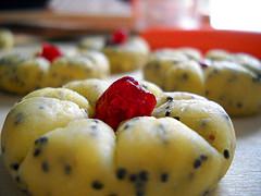 biscuits with poppy-seeds and cranberries