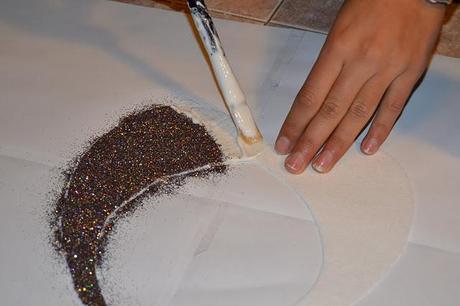 DIY Glitter Part I Necklace