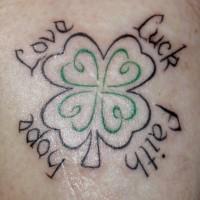 immagini-foto-tatuaggi-quadrifoglio