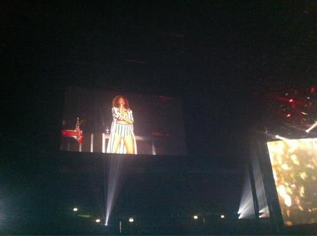 Rihanna, al concerto in compagnia di Nivea