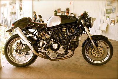 Ducati 900 SS Cafè Old School