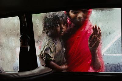 Le icone di Steve McCurry in mostra a Roma