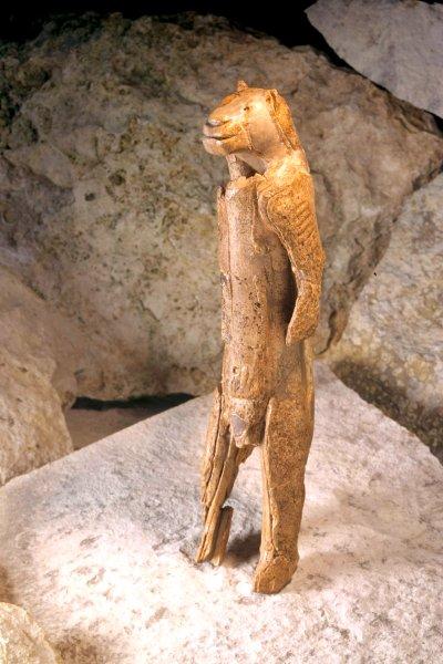 Il mistero della statuetta dello sciamano-leone