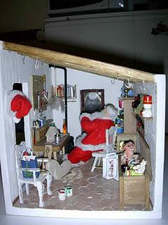 Il laboratorio di Babbo Natale in miniatura / L'atelier du père Noel en miniature