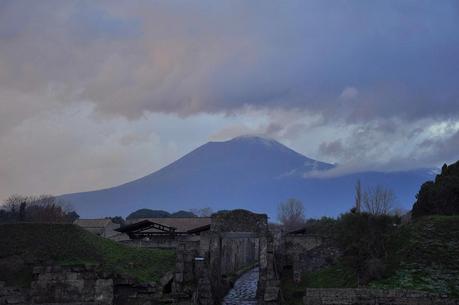 Da Pompei: La prima neve sul Vesuvio, è arrivato l'inverno