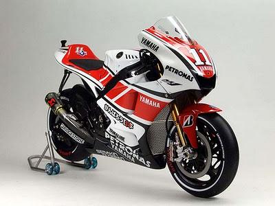 Yamaha YZR-M1 B.Spies Dutch TT 2011 by Modulo