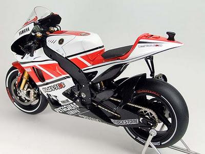 Yamaha YZR-M1 B.Spies Dutch TT 2011 by Modulo