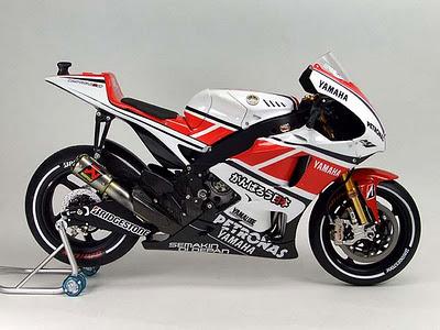 Yamaha YZR-M1 B.Spies Dutch TT 2011 by Modulo