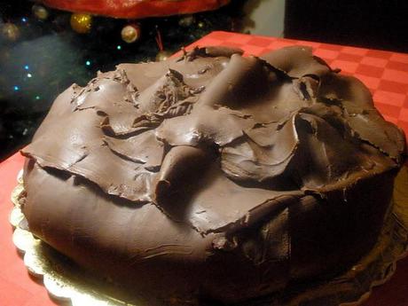 TORTA AL PISTACCHIO RICOPERTA DI CIOCCOLATO