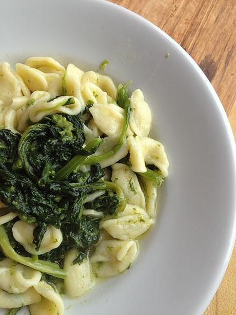 Puntata 2: la nonna e le sue orecchiette homemade alle cime di rapa