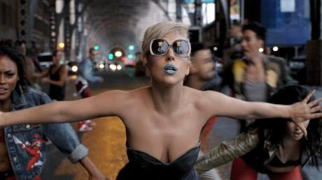 Lady Gaga – Marry The Night: Interpretazione occulta (Black)