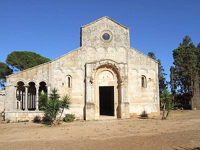 Tesori di Puglia: l'Abbazia di S. Maria di Cerrate