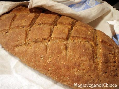 Pane di segale con semi