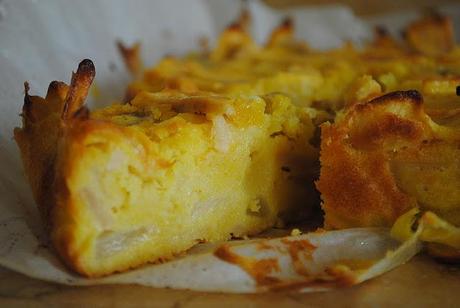 Torta profumata alle pere e mandarini per un magico risveglio