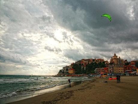 KiteSurfer and Parasio