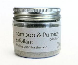 Review Bamboo & Pumice Exfoliant Raw Gaia