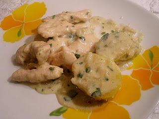 STRACCIATELLI DI POLLO CON CREMA DI GORGONZOLA