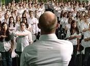 Uniforme scolastica: divisa divide