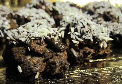 Dolcetti innevati ai cereali e cioccolato