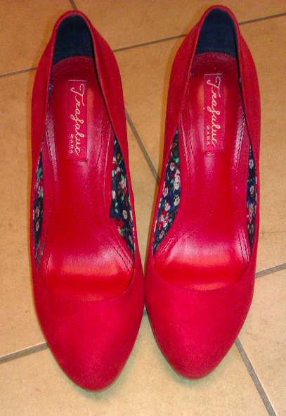 ShoeRoom #37 Little red suedette pumps ♡ (Zara TRF)