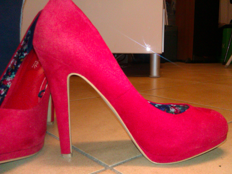 ShoeRoom #37 Little red suedette pumps ♡ (Zara TRF)