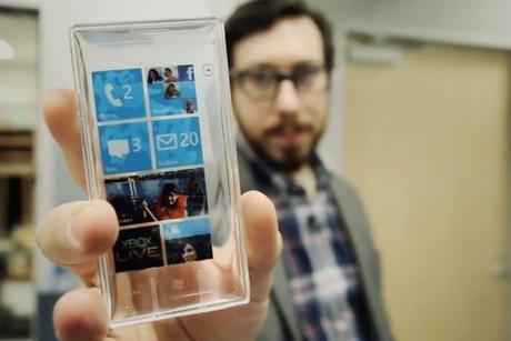 Microsoft: Stampante 3D e Windows Phone trasparente