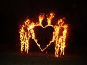 FALSI ORI.Preso dai suoi pensieri dimenticò le notti sile...