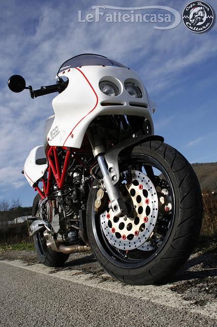 Lefatteincasa : Ducati SS 900  by Superpantah