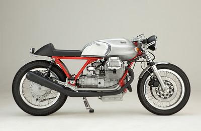 Guzzi Kaffee-Maschine by Gustav Larsson