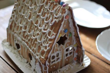 gingerbread house - before and after my new lens