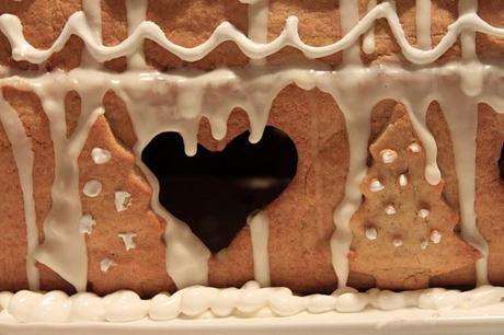gingerbread house - before and after my new lens