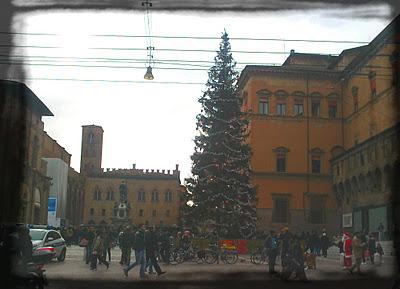 Christmas shopping in Bologna!