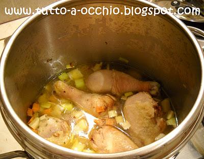 A Babbo Natale piace la cucina - Cosce di pollo con crema di verdure in pentola a pressione