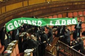 Perché la Lega si è rimessa a sbraitare.