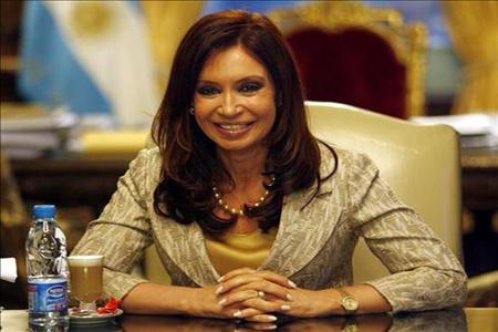 presidente argentina Cristina Fernandez de Kirchner La presidente Argentina Cristina Fernandez de Kirchner ha un cancro alla tiroide, sarà operata.