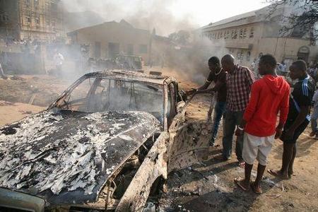 Attewntati attacchi in nigeria In Nigeria attentato esplosivo, 7 persone ferite