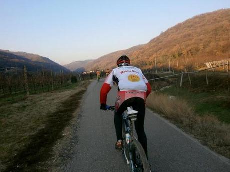 Uscita mtb del 28/12/2011 ovvero...non solo albicocche Uscita mtb del 28/12/2011 ovvero...non solo albicocche