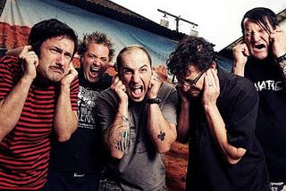 Lagwagon: mettere la musica al suo posto...