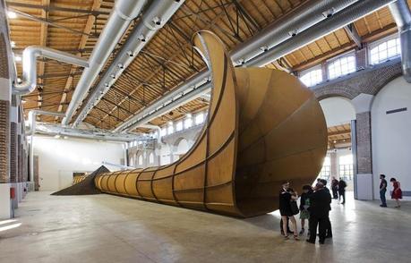 ANISH KAPOOR Dirty Corner: sonorizzazione in movimento dell’opera di Kapoor alla Fabbrica del Vapore di Milano – Sound @ Dirty Corner