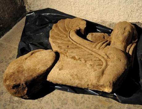 Parco di Vulci:  nella necropoli tra vasi e suppellettili etruschi rinvenuta una Sfinge