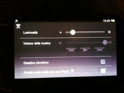 Playstation Vita : la console si carica via USB, e... cos'è quella spia rossa ?