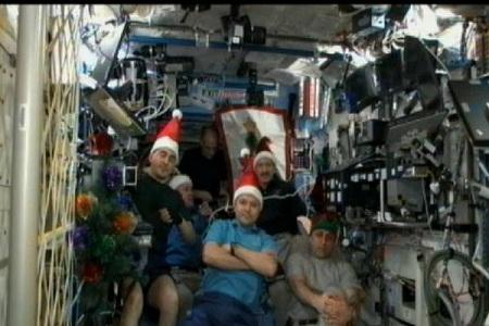 Astronauti nella stazione spaziale 2011 2012 Buon Anno dagli astronauti della stazione spaziale