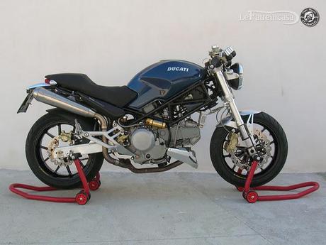 Lefatteincasa : Ducati Monster Metallic by Salvy