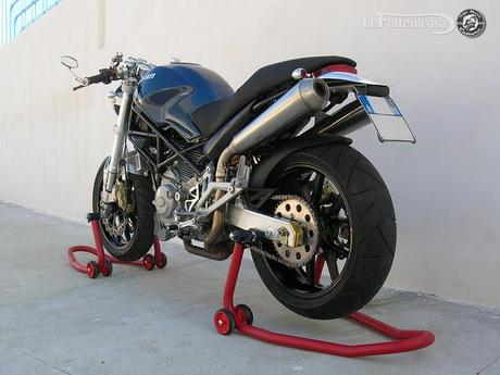 Lefatteincasa : Ducati Monster Metallic by Salvy