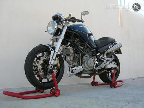 Lefatteincasa : Ducati Monster Metallic by Salvy