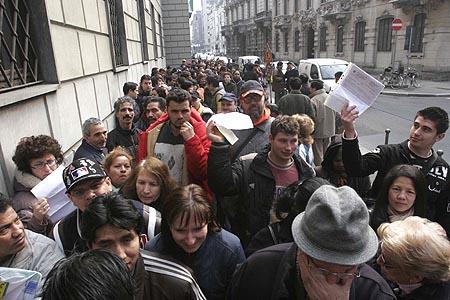 immigrati1 Nuova tassa sui permessi di soggiorno